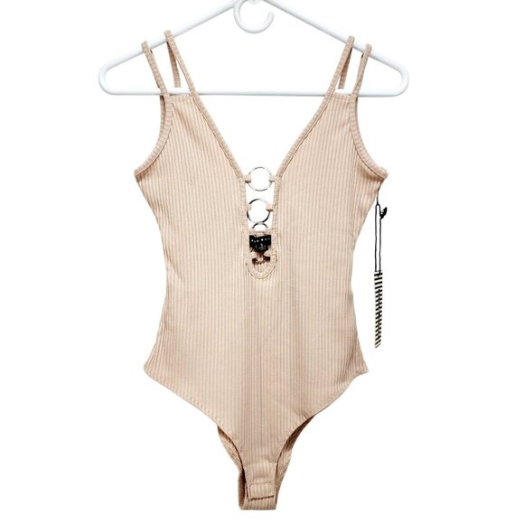 Ribbed Pink Sleeveless Bodysuit With Silver Rings Detail Size S - Picture 1 of 9